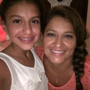 Meet your Posher, Raquel